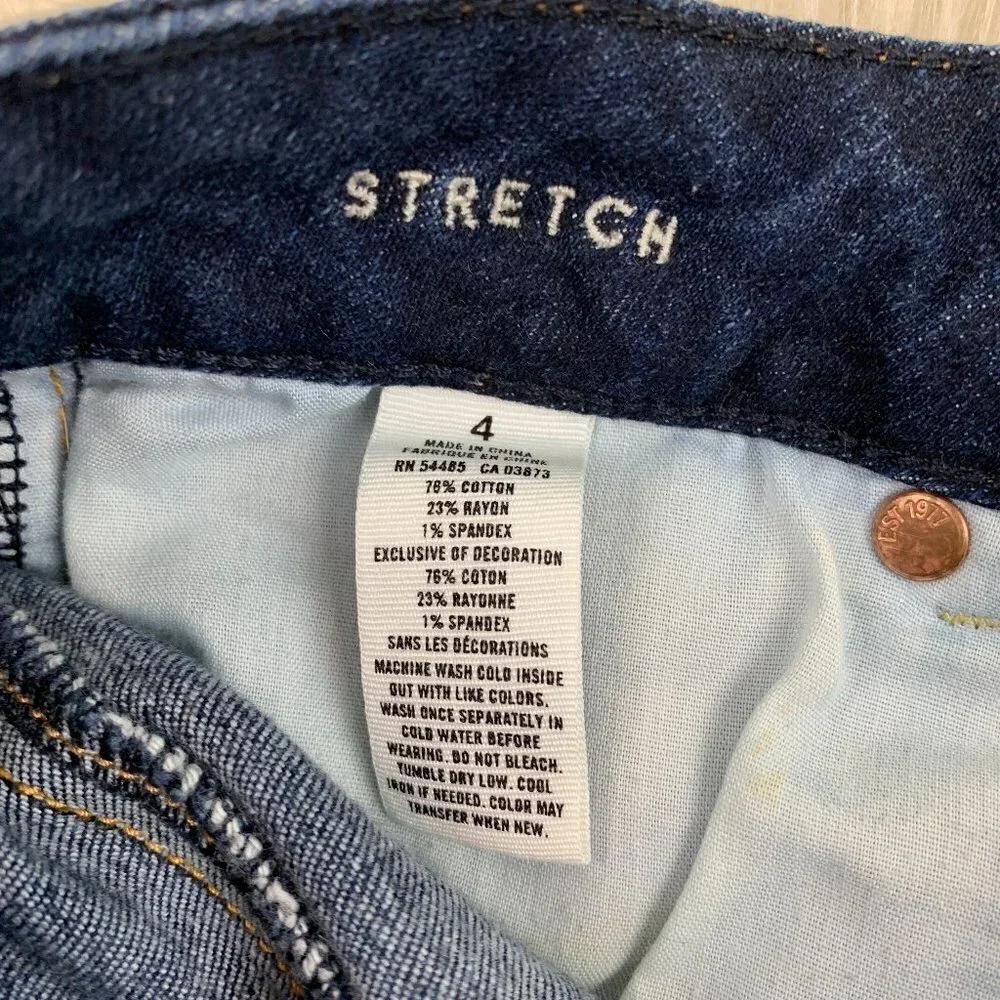 American Eagle Stretch Distressed Denim Cut-Off Raw Hem Shorts Women's Size 4